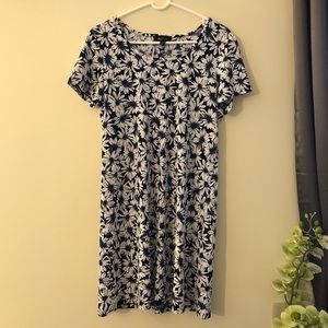 NWOT RN studio dress